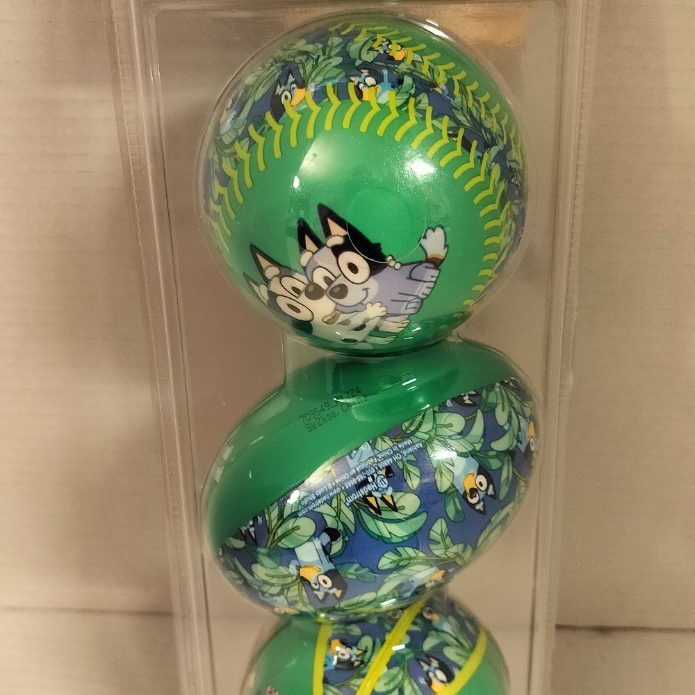 COPY - New sealed Bluey 3 pack soft foam balls